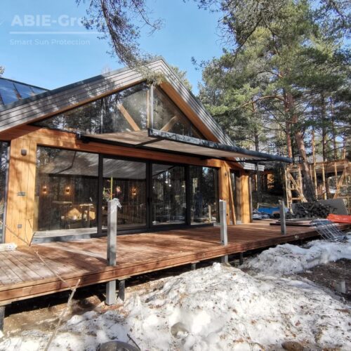 Фотографии выполненных работ компании «ABIE-GROUP» кассетной Испанской маркизы Kyma. г.Санкт-Петербург.